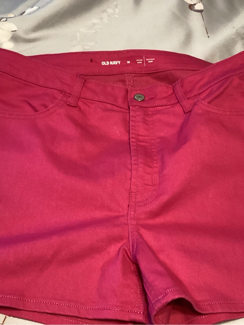 Old Navy Hot Pink Women's Shorts